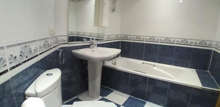 VuT Zona peatonal, parking gratis, terraza, 3 dormitorios, ascensor Salamanca Exterior foto